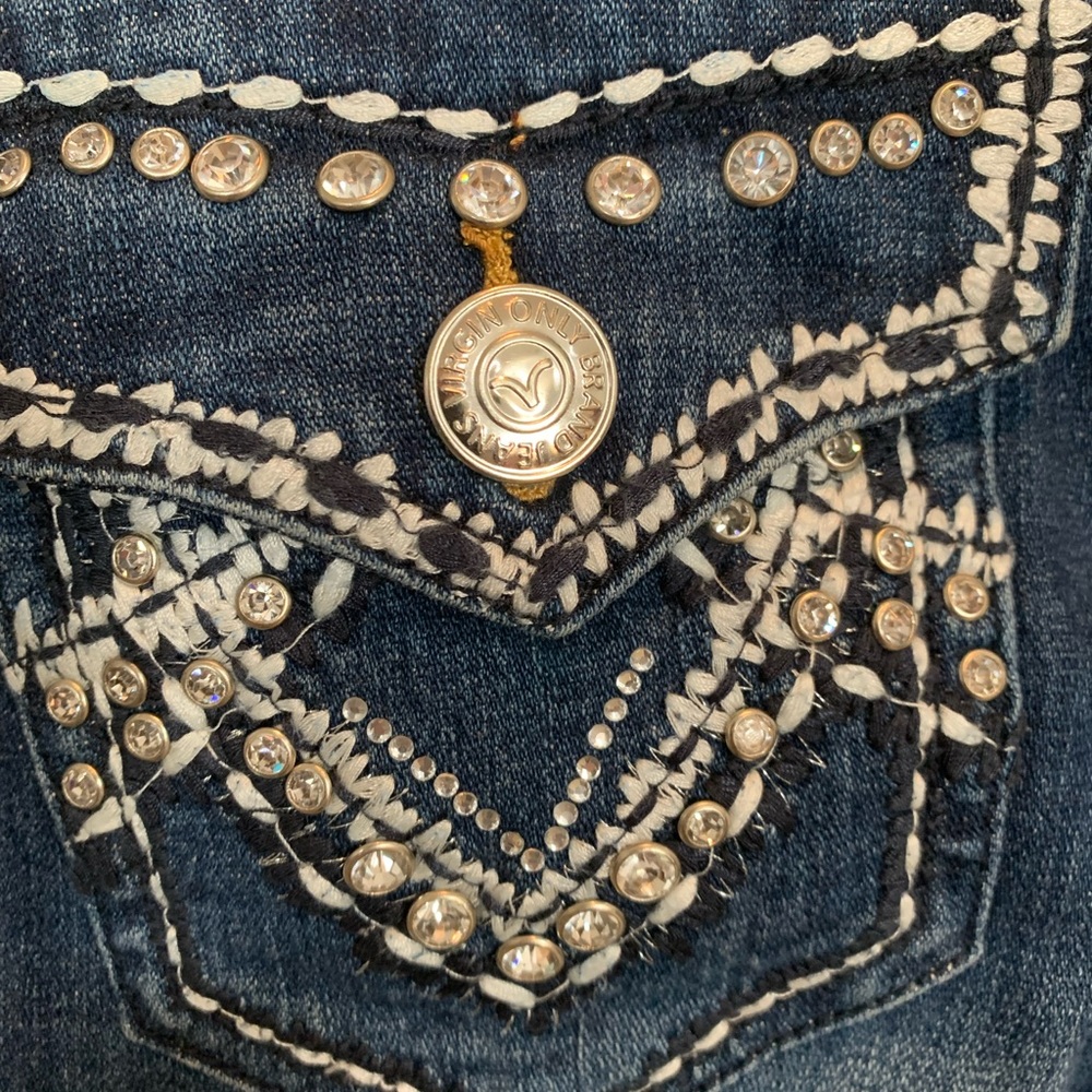 Ladies V.O. ( Virgin Only) jeans. Size 5, 5-pocket, double stitch design, denim.